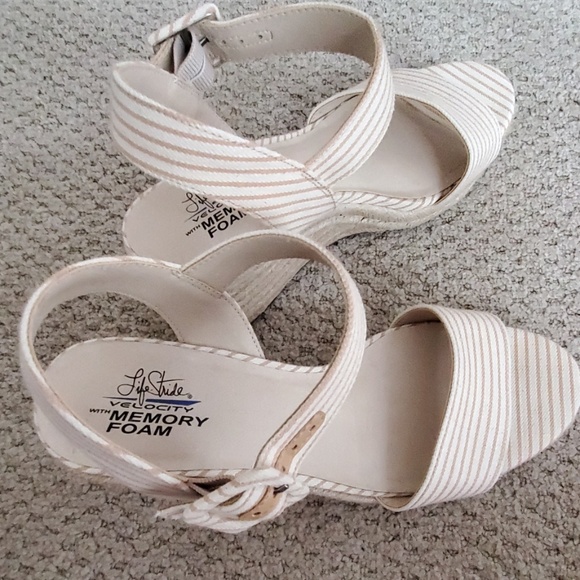 Life Stride memory foam wedges - Picture 2 of 3